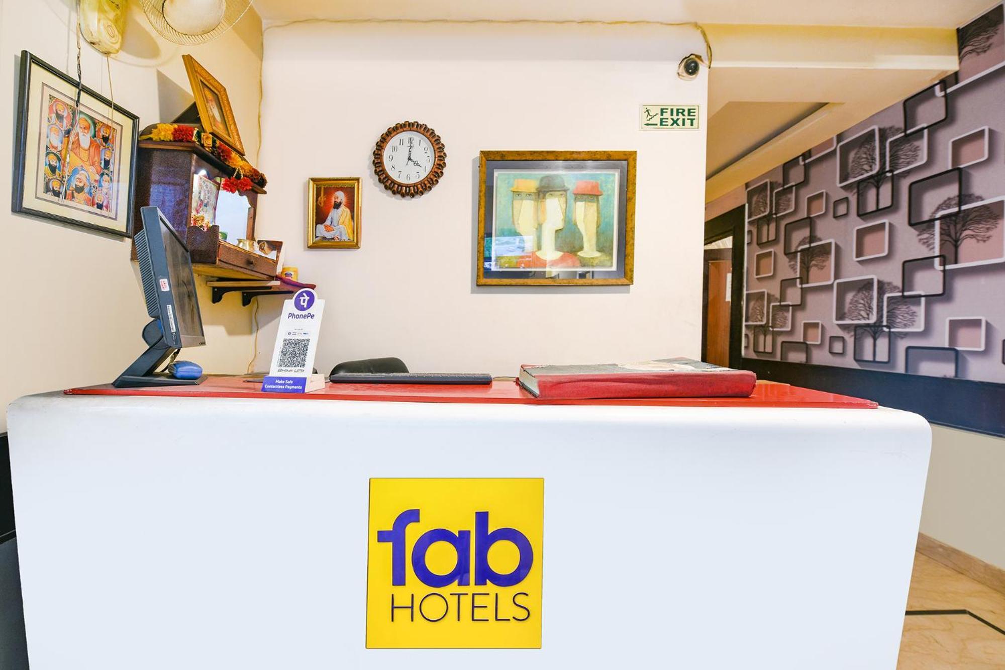 Fabhotel Grand Boutique Нью-Дели Экстерьер фото