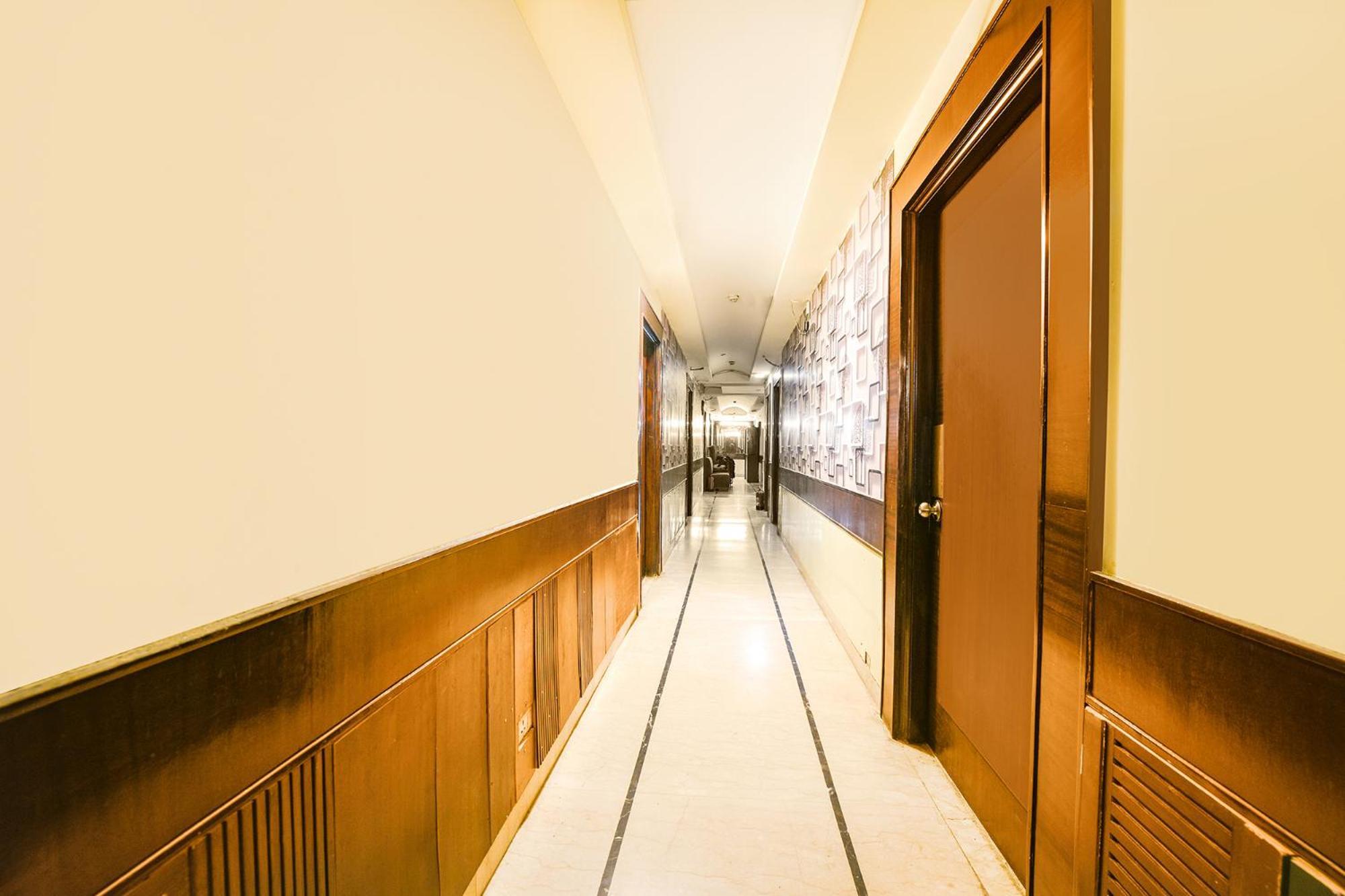 Fabhotel Grand Boutique Нью-Дели Экстерьер фото
