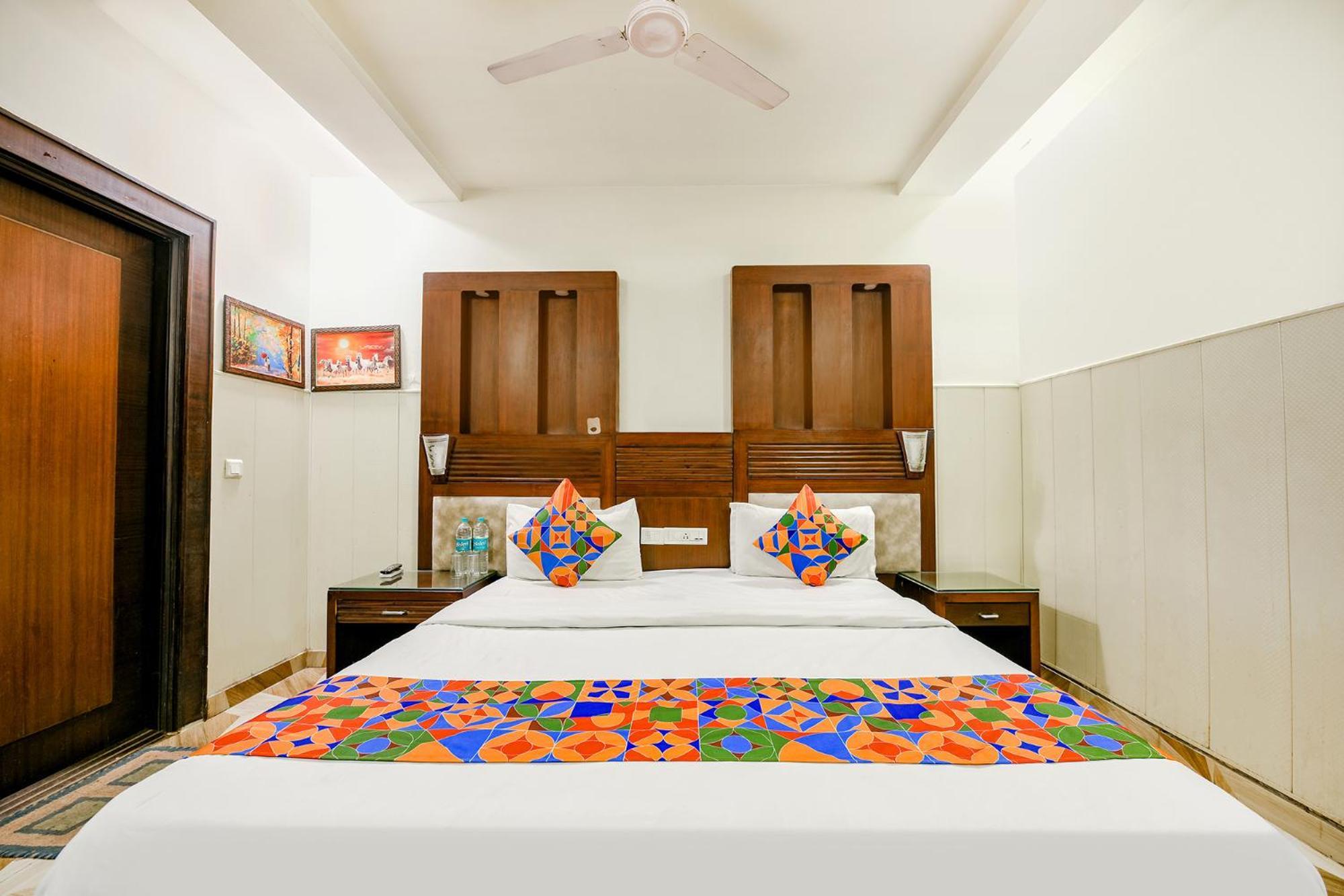 Fabhotel Grand Boutique Нью-Дели Экстерьер фото